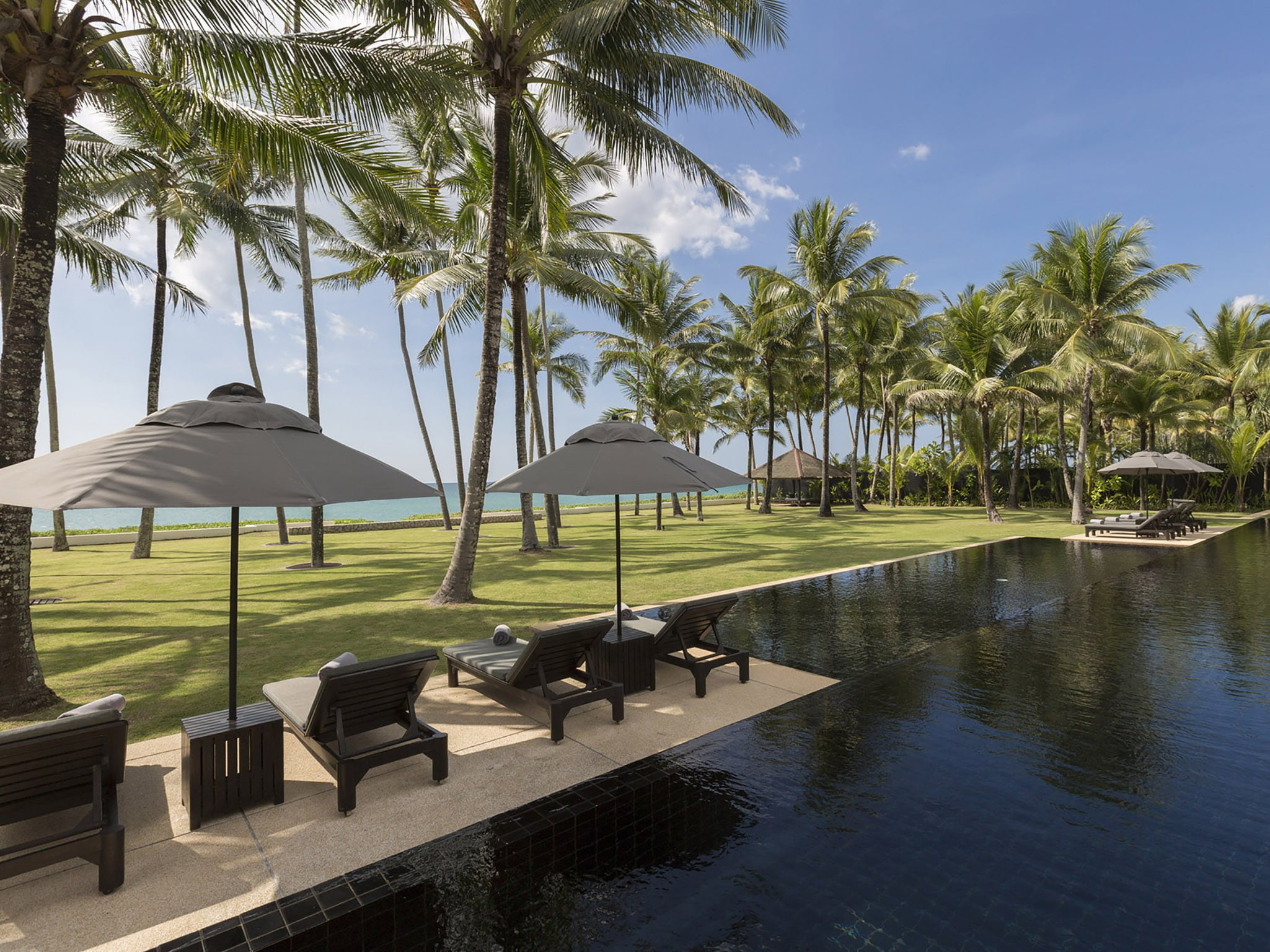 001 villa shanti beachfront pool