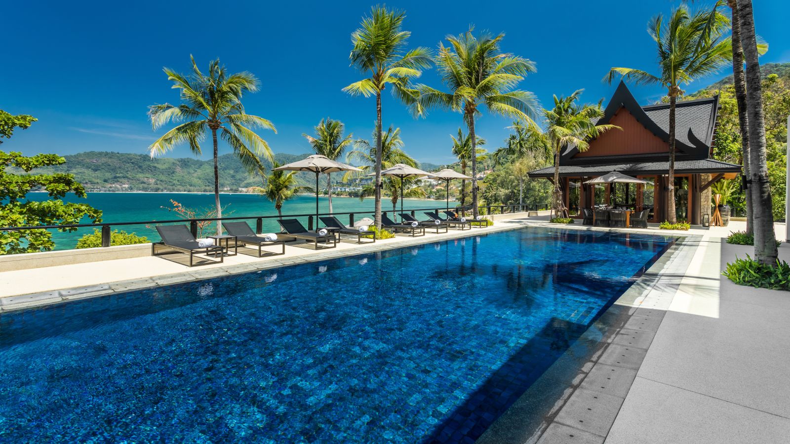 02 swimming pool area 0