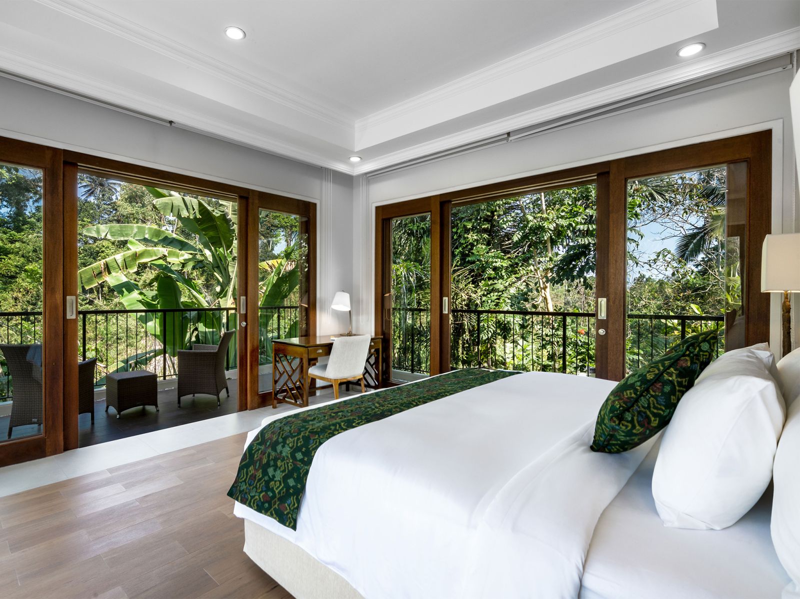 03 pala ubud villa seraya b restful master bedroom eclosed by nature