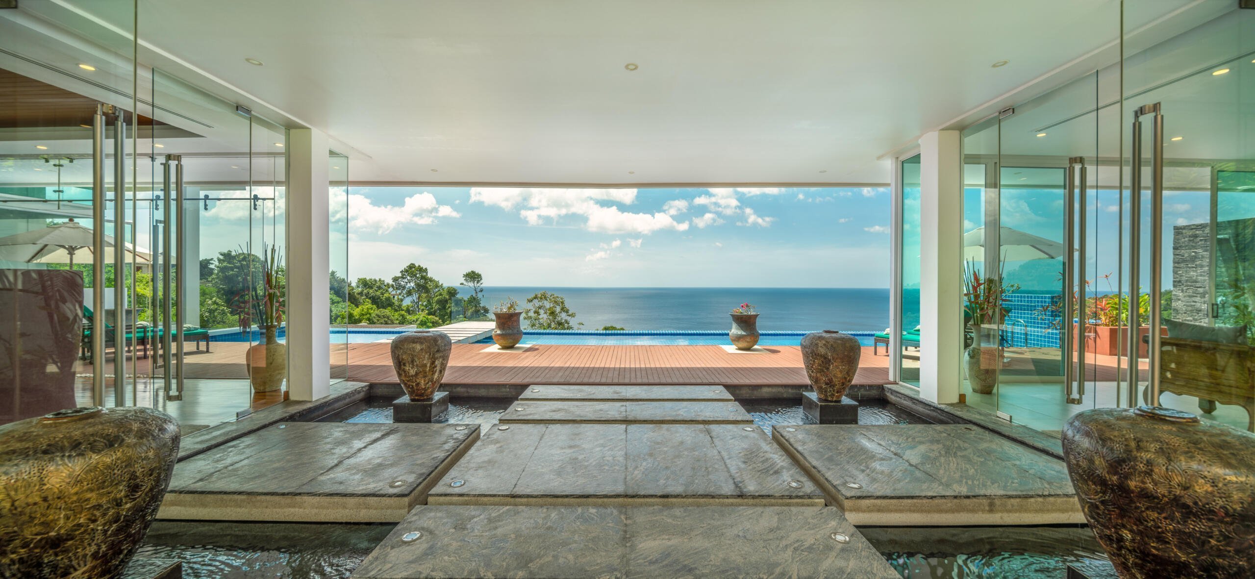 villa solaris view from entrance