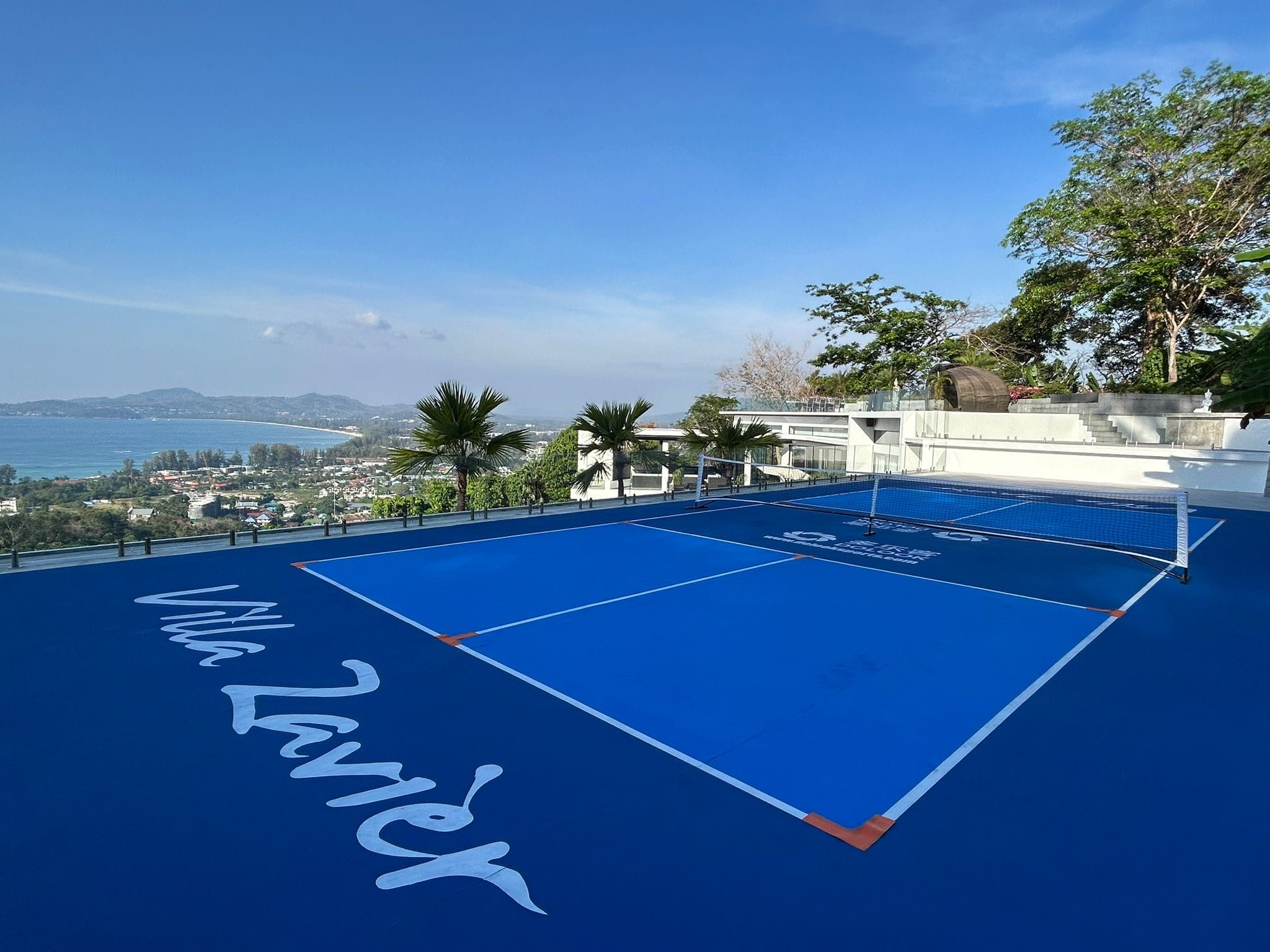 grand villa noi beachfront paradise