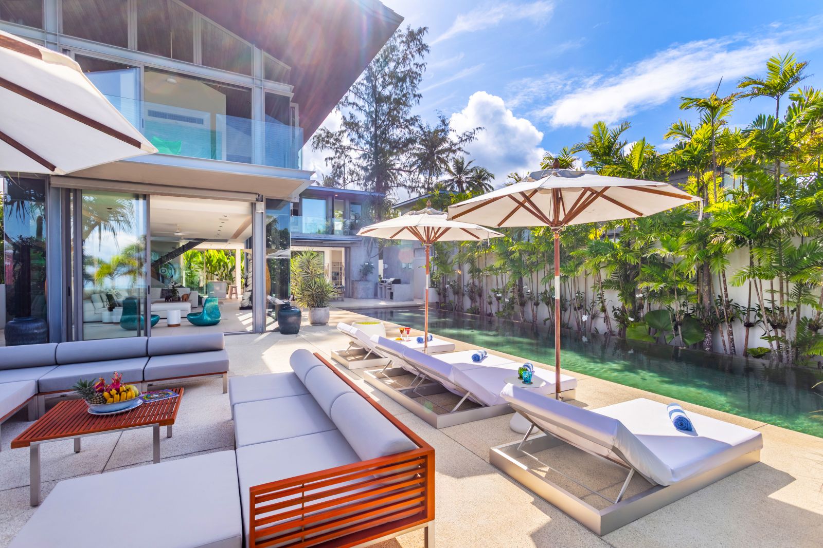 villa aqua swimming pool 2
